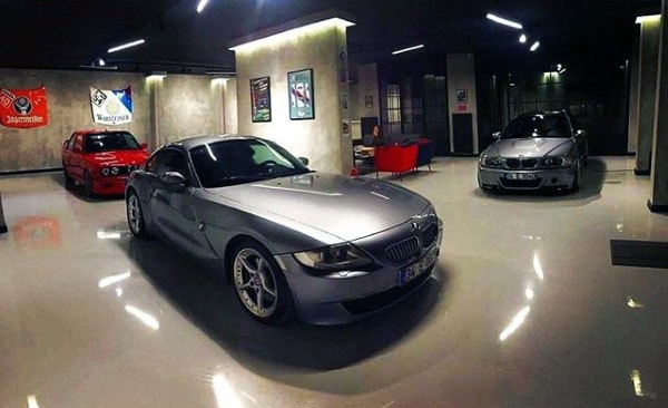 Cool Bmw Dream Garage Lounge