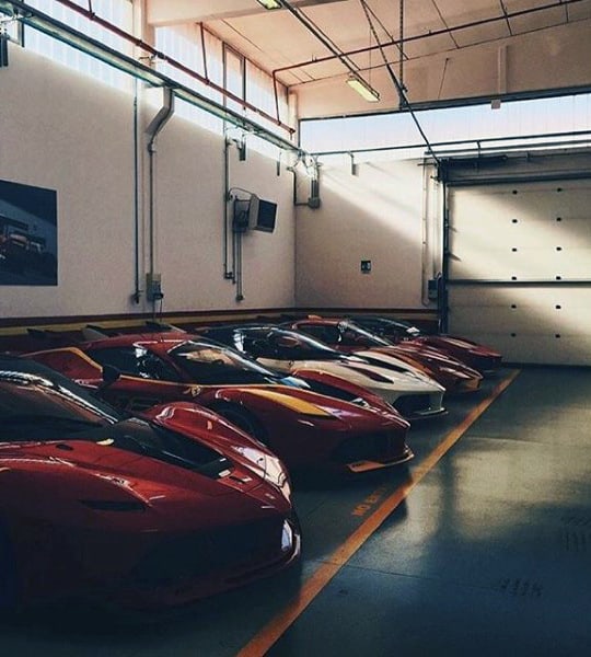 pavilion showroom garage