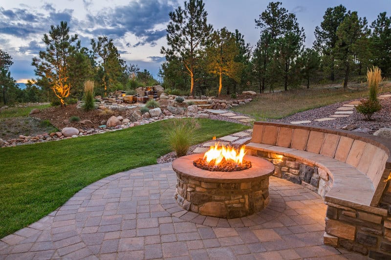 50 Fire Pit Landscaping Ideas