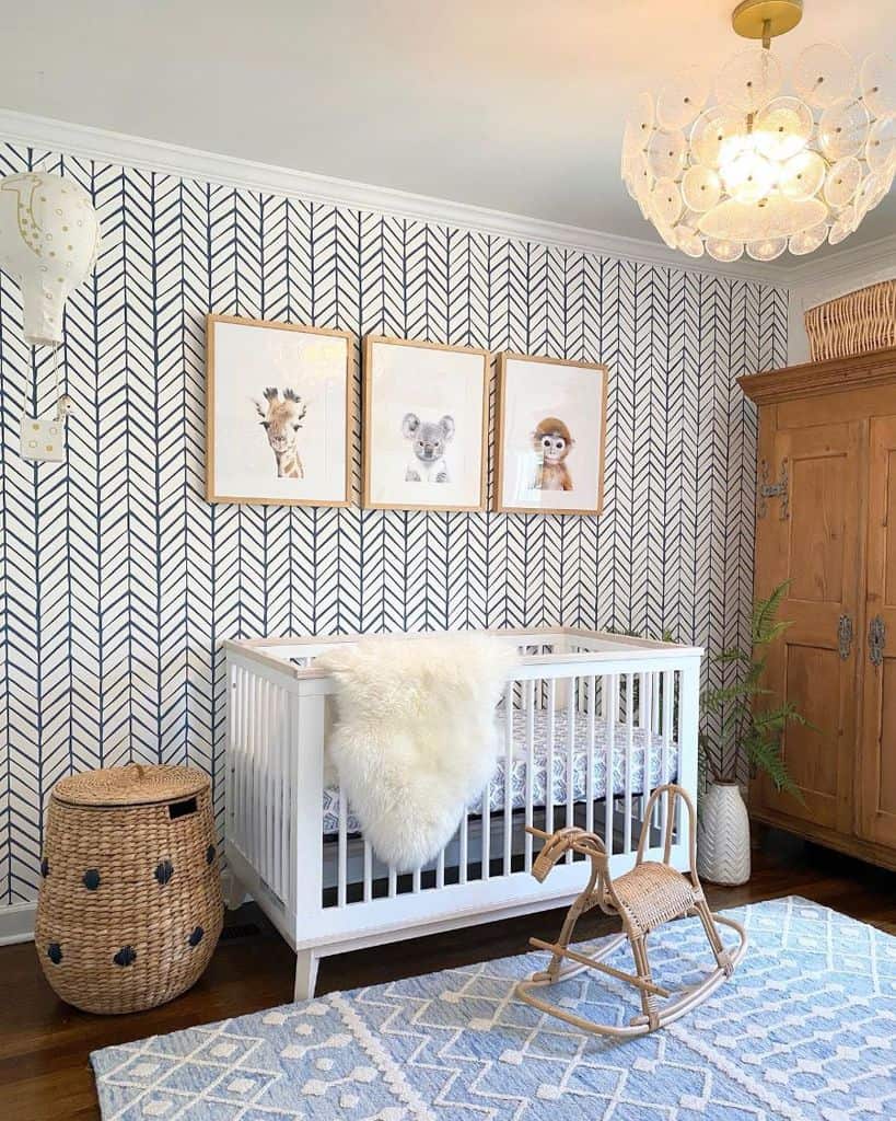 Crib with rocking horse