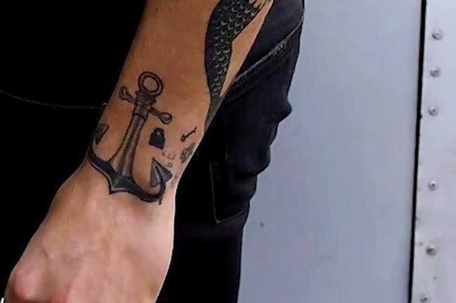 harry-styles-tattoo-image-12