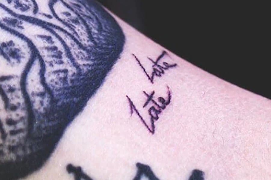 harry-styles-tattoo-image-5