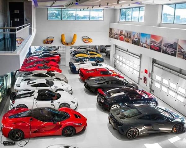 pavilion showroom garage