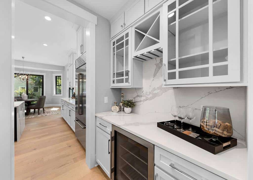 kitchen butler's pantry marble backsplash