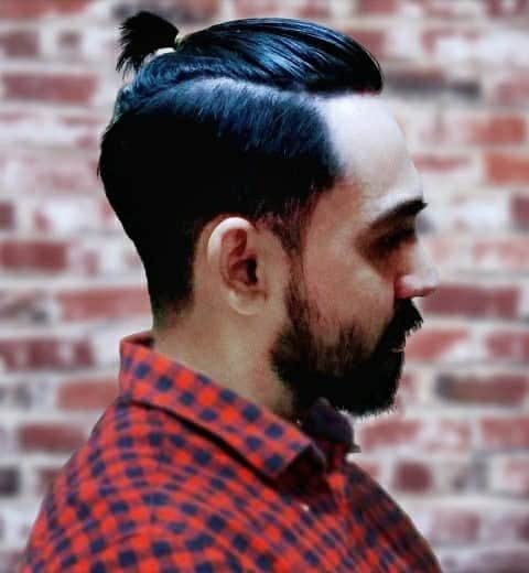 Men’s High Ponytail Hairstyle