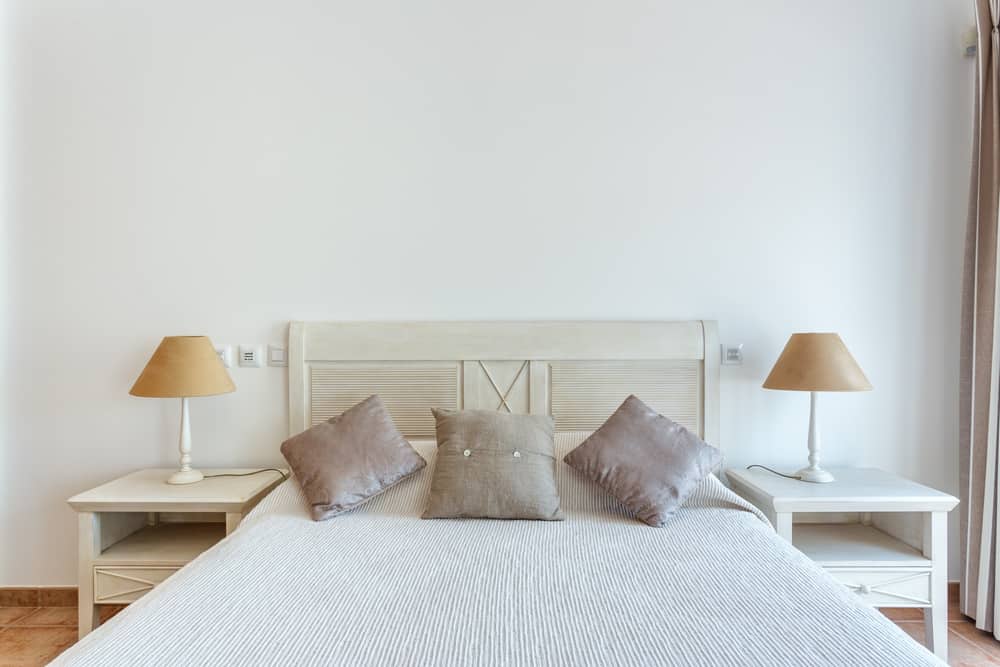 simple neutral color small master bedroom