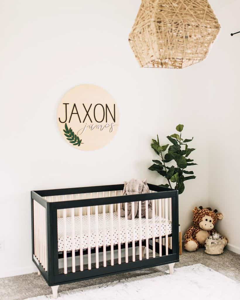 simple baby room