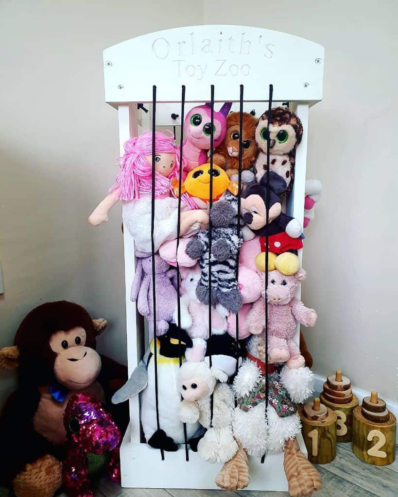 stuffed toy holder 