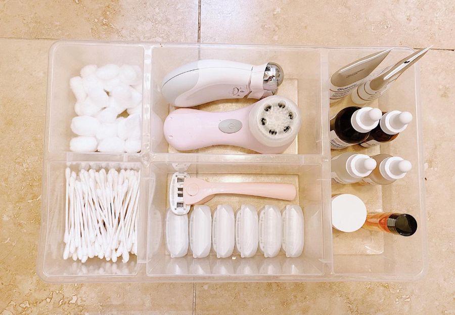 bathroom storage 